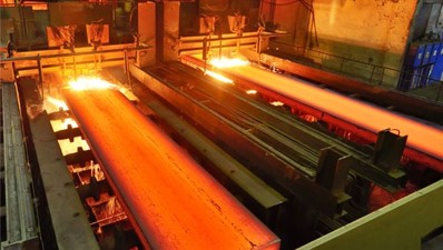Machine de coulée continue dans une aciérie
